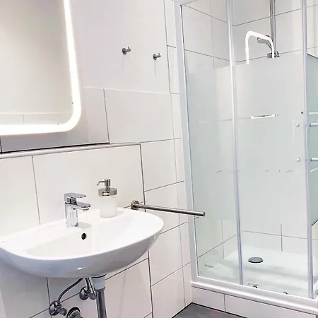 70qm In Zentral Gelegen Mit Hohen Decken - Beuys - Viersen