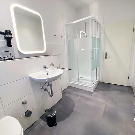 70qm In Zentral Gelegen Mit Hohen Decken - Beuys - Viersen