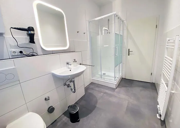 70qm In Zentral Gelegen Mit Hohen Decken - Beuys - Viersen